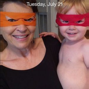 Meet your Posher, Crystal